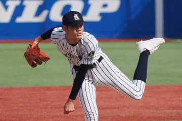 2戦5発の打線圧倒「1年生ですよね…」　両監督が絶賛＆脱帽、九州に現れた“スーパー1年生”の136球――九州国際大付・岩見輝晟