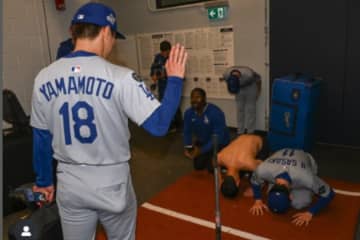 山本由伸へ佐々木らが土下座…判明した衝撃場面の“全容”　響き渡る「センパーーーイ！」