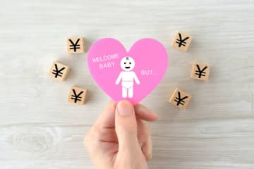 独身税という新しい税金が導入される予定だと聞きました。シングルマザー・ファーザーも含めて独身者は全員対象になりますか？