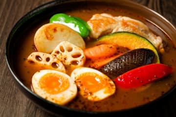 料理人・笠原将弘『スープカレー』の作り方を伝授！たった一手間で”お肉柔らか＆風味抜群”に…簡単でも「本格派」絶品レシピにコメント殺到「嬉しいです！すぐに作ります！！」「私道民ですが本当に美味しかったです」
