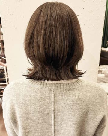 これぞ【40・50代のトレンドヘア】！？ ウルフすぎない「プチウルフ」激推しーー！！