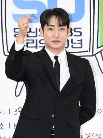 歌手パク・ジェジョン、本日（11/20）除隊…陸軍現役として服務終了