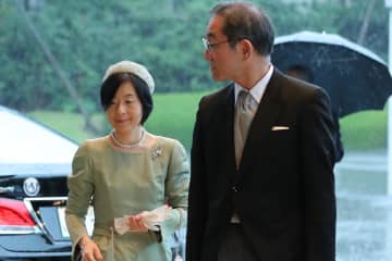 黒田清子さんに秋篠宮さまが“支持回復”をご相談…30年前には母・美智子さまへのバッシングに対応も