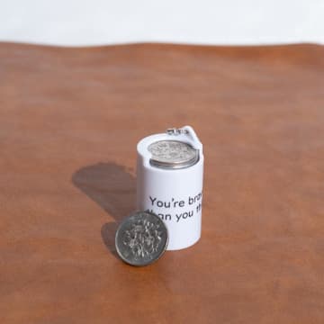 「バッグの中ガサゴソ、、」→ 回避！【セリア】つけるだけでOK！「便利アイテム」