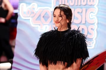 ロザリア『ラックス』が米ビルボード各チャートを席巻、5チャート同時に初登場1位を達成