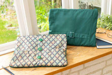 東京ディズニーリゾート、キャスト着用コスチュームを活用したグッズ販売決定　「アストロブラスター」や「ビッグサンダー」など