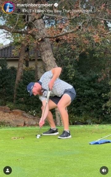 世界ドラコン王者がB・デシャンボー宅にあるグリーンを使って4か所からのナイスアプローチを披露　バーディパットを決めることはできたのか……