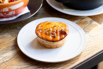 全チーズ好き注目！？成城石井全店で開催「立冬フェア」ワインに合わせたい！本格チーズスイーツとは