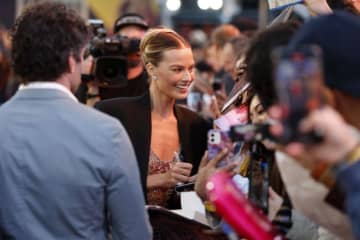 マーゴット・ロビー、『バービー』以来2年ぶり映画出演は オファーに即決！　『ビューティフル・ジャーニー』インタビュー映像