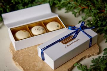 エシレ25年クリスマス限定“濃厚バタークリーム”マカロン、キャビアやシャンパンなど厳選素材で