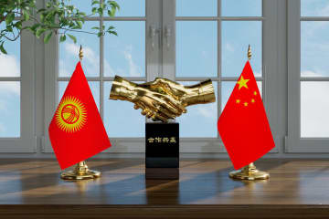 中国・キルギス外相、ビシュケクで初の戦略対話開催