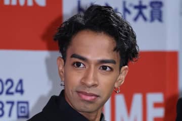草間リチャード敬太が「Ａぇ！ｇｒｏｕｐ」脱退発表　公然わいせつで罰金１０万円