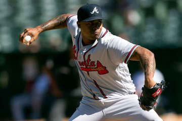 不振突入は大谷のせい？　25億円で再契約も…苦しみ続けた「懸念材料」