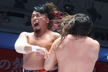 【新日本・ＷＴＬ】辻陽太＆ゲイブ・キッドは黒星発進　「強い２人を並べても勝てるもんじゃない」
