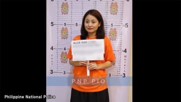 「中国人」と認定された元フィリピン市長に終身刑　人身売買に関与した罪