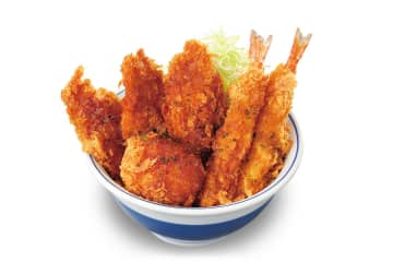 「レギュラー化して」かつやのタレカツ丼、今年は「鶏×海老×たまご」が一杯に