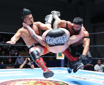 【新日本・ＷＴＬ】鷹木信悟　初優勝で〝昭和５７年会〟メンバーにエール送る！「今年はトラブルが多かったけど…」