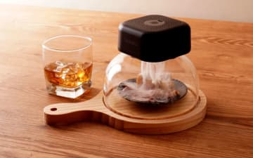 サンコー、いつでもどこでも手軽に燻製を楽しめる卓上燻製器「グルメスモークセレクション」発売