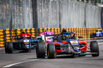 「マカオグランプリ・F4ワールドカップ」で佐藤凛太郎選手が3位