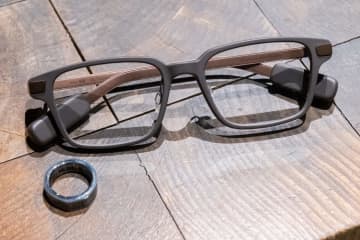 日常使いを目指したスマートグラス「Even  G2」日本上陸。リモコンになるリング「R1」も同時投入