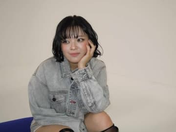 「また痩せた」TWICEジョンヨンの美ビジュが沸騰　弾ける笑顔の激カワダンス動画に「めっちゃ輝いてる」の声