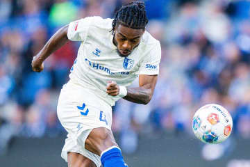 独日本人が「完全に蚊帳の外だ」　今冬退団の可能性…直近4試合ベンチ外の苦境に現地注目