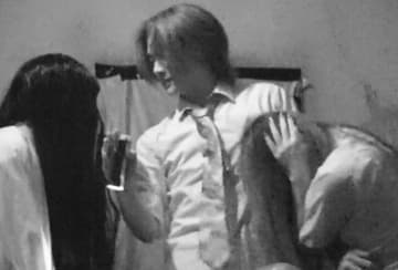 お化け屋敷企画で彼女を守った彼氏の行動がカッコよすぎてTikTokで大バズリ！「めっちゃキュンキュンする」「何回見てもいい！」