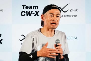 イチロー氏から溢れた愛「冗談じゃなく、本気で」　25年間支える“相棒”と「棺桶まで…」