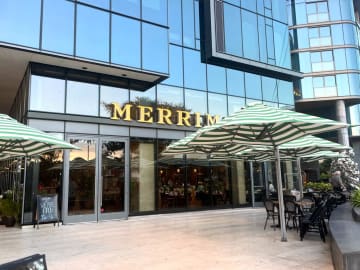 驚きの味と価格に大満足！ワード地区の超人気レストランで楽しむハッピーアワー