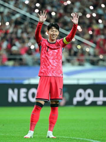 韓国代表ソン・フンミン、代表戦翌日に裁判出廷　“妊娠暴露”めぐる恐喝被害事件で証言し米帰国