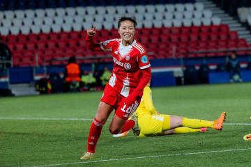 日本の20歳、CLで衝撃3人抜きゴール　「鳥肌」「この背格好で…」　なでしこJ期待の星