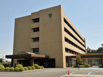 埼玉でクマ目撃…今まで出没しなかったエリアで　爪痕など痕跡を初確認　昨年5千人以上が参加の人気イベント、一部を変更　カキの実が食べられ、駅から100メートル地点でクマを目撃