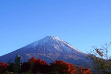 自然美を堪能と違った楽しみ方も！歴史や新たな富士登山の魅力が知れる富士山精進口登山道とは