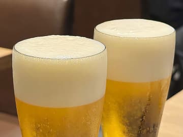 ビール業界、試練の年末 歳暮ギフト相次ぎ販売中止 アサヒ障害余波、復旧見通せず
