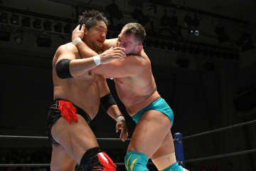 【新日本】『WTL』開幕！ “大巨人”石川修司が本戦初登場、ボルチンと肉弾戦を展開！最後は矢野通の“頭脳プレー”が炸裂「凄い破壊力、初戦で良かった」