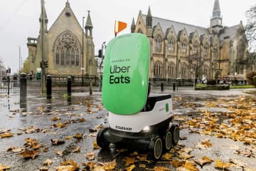 Uber Eatsが「ロボット配送」12月開始。まず英国から、欧米へも拡大予定