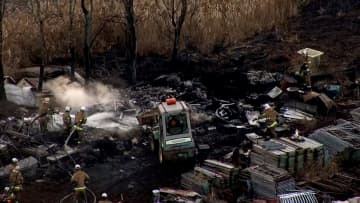 釧路湿原国立公園の近くで火事　道東道そばで枯れ草が燃える　走行中のトラックから脱落したタイヤが発火か　けが人なし