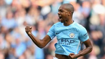 「もう疲れた」シティ黄金期を築いた元ブラジル代表が引退表明