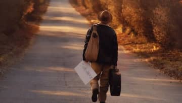 約8年ぶりの本格再始動を発表したモノブライト、3カ月連続リリースの最終作を飾る「この道の続きで」のMVを公開