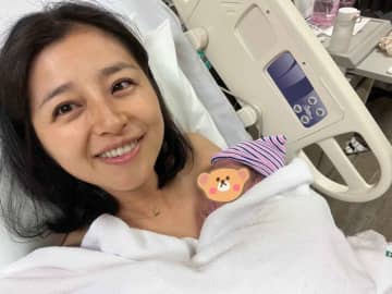 鈴木ちなみ､シンガポールで第3子を出産｡病院に着いたころには､子宮口が8センチ！シンガポールでの出産は超スパルタ!?