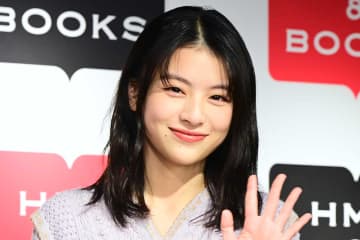 話題作に続々出演の24歳・出口夏希、カレンダー発売記念で1年ぶり「お渡し会」開催　大阪・東京でファンと交流へ