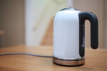 ｢まさか･･･トイレに行っている間に子どもが大やけど｣｡電気ケトルによる乳幼児のやけどが増加。専門家も注意を呼びかけ