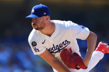 トレードの目玉も…わずか4試合で終戦　退団は濃厚、34歳に地元メディアも“失意”