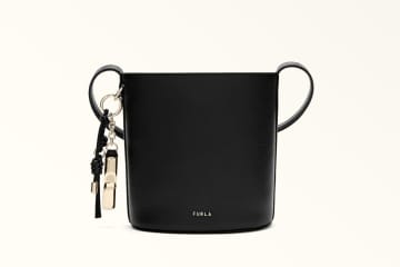 フルラ25年秋冬バケットバッグ「フルラ ロキシー」編み込みコード＆ゴールドのチャーム付き