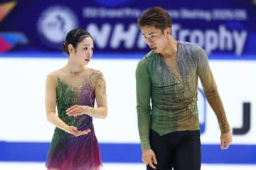【フィギュア】〝ゆなすみ〟は５位発進　複数のミスに悔しさも表彰台圏内　３位と２・６６点差