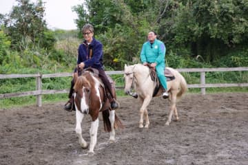 「でもキムタクのおかげで経済が回って良い事だわな。」ロケ番組で“まさか”のブーム再来⁈悪質転売ヤーには批判の声殺到