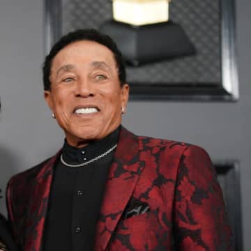 スモーキー・ロビンソン、新たに2人から性的暴行疑惑