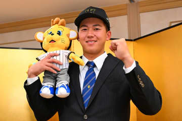 【阪神】ドラ１・立石正広に浮上する守備位置問題　世代最強スラッガーの〝本職〟三塁には佐藤輝明