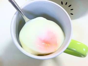 マグカップ1つで温泉卵が完成！？もう買わなくてOKな「令和の神ワザ」やってみた♪