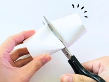 トイレットペーパーの芯、捨てるの待って！冬にぴったりな素敵アイテムに大変身♡何個も作りたくなる！